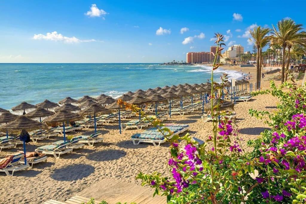 Klimatyczny Loft I Egzotyczny Basen Apartment Benalmadena Ngoại thất bức ảnh