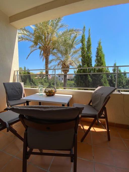 Klimatyczny Loft I Egzotyczny Basen Apartment Benalmadena Ngoại thất bức ảnh
