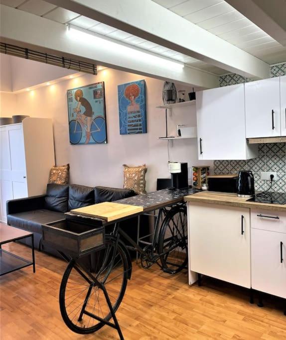 Klimatyczny Loft I Egzotyczny Basen Apartment Benalmadena Ngoại thất bức ảnh