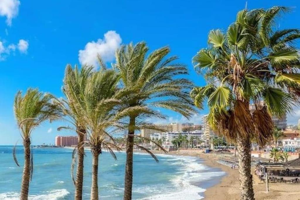 Klimatyczny Loft I Egzotyczny Basen Apartment Benalmadena Ngoại thất bức ảnh