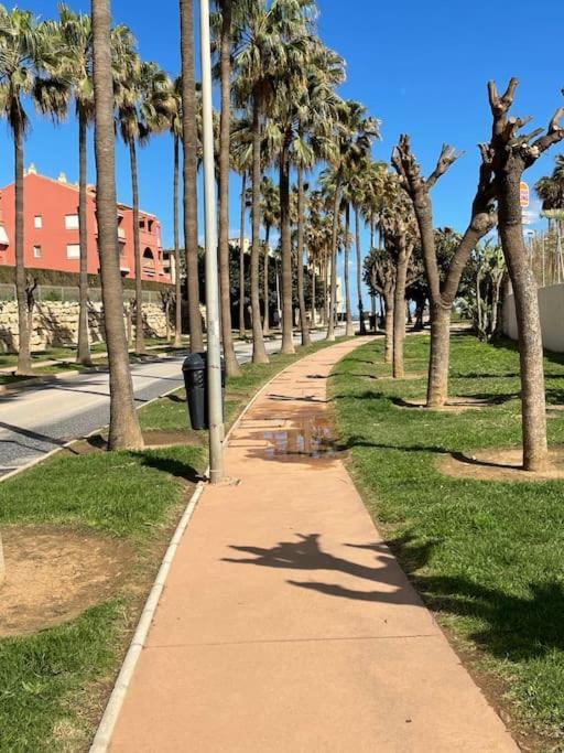 Klimatyczny Loft I Egzotyczny Basen Apartment Benalmadena Ngoại thất bức ảnh